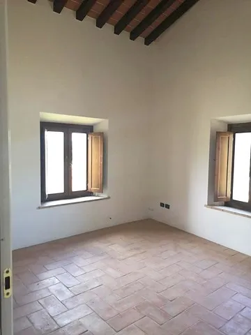 Foto 9 di 14 - Appartamento in vendita a Sarteano