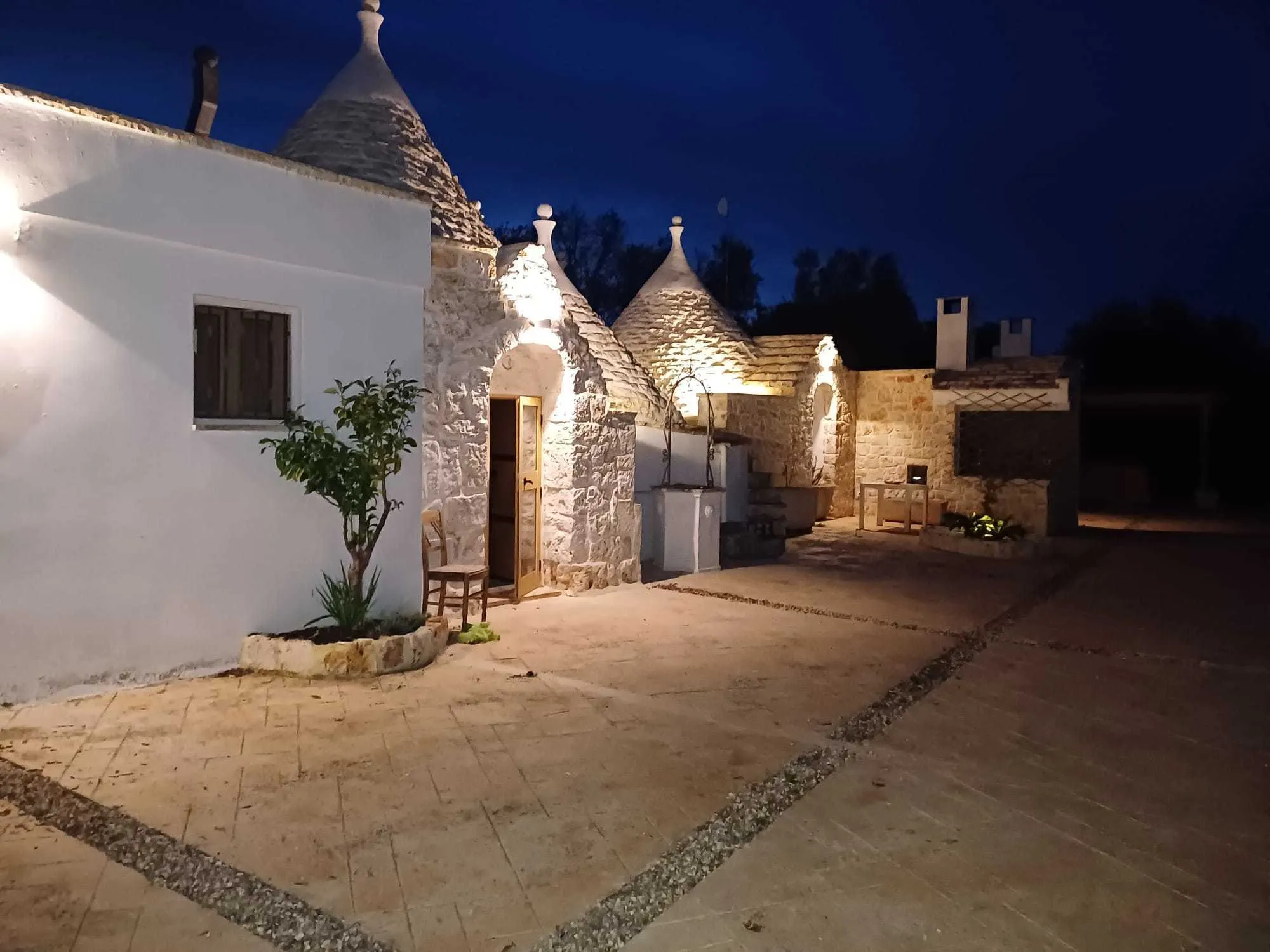 Foto 5 di 17 - Casa indipendente in vendita a Ostuni