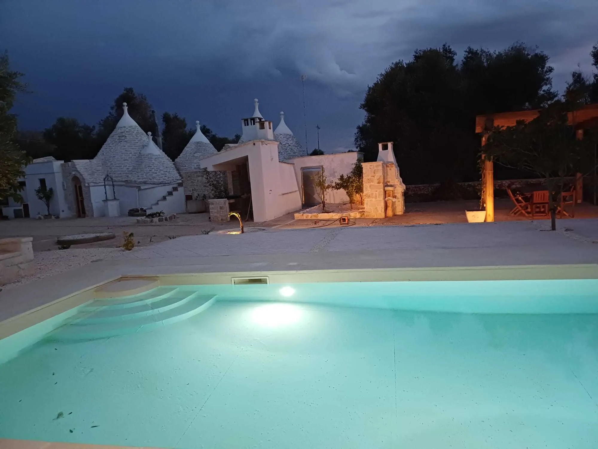 Foto 10 di 17 - Casa indipendente in vendita a Ostuni