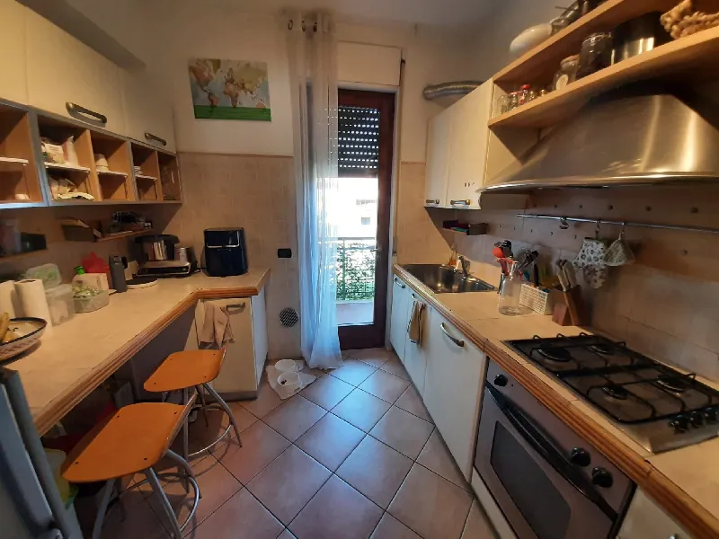 Foto 4 di 20 - Appartamento in vendita a Desenzano del Garda
