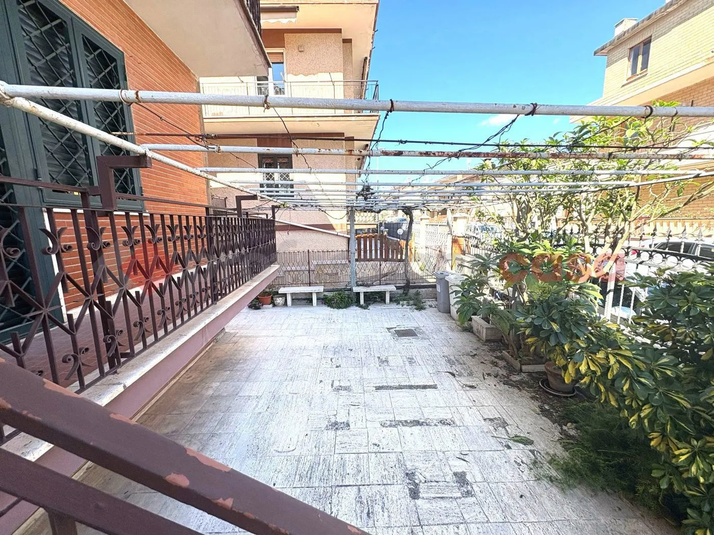 Foto 2 di 38 - Appartamento in vendita a Guidonia Montecelio