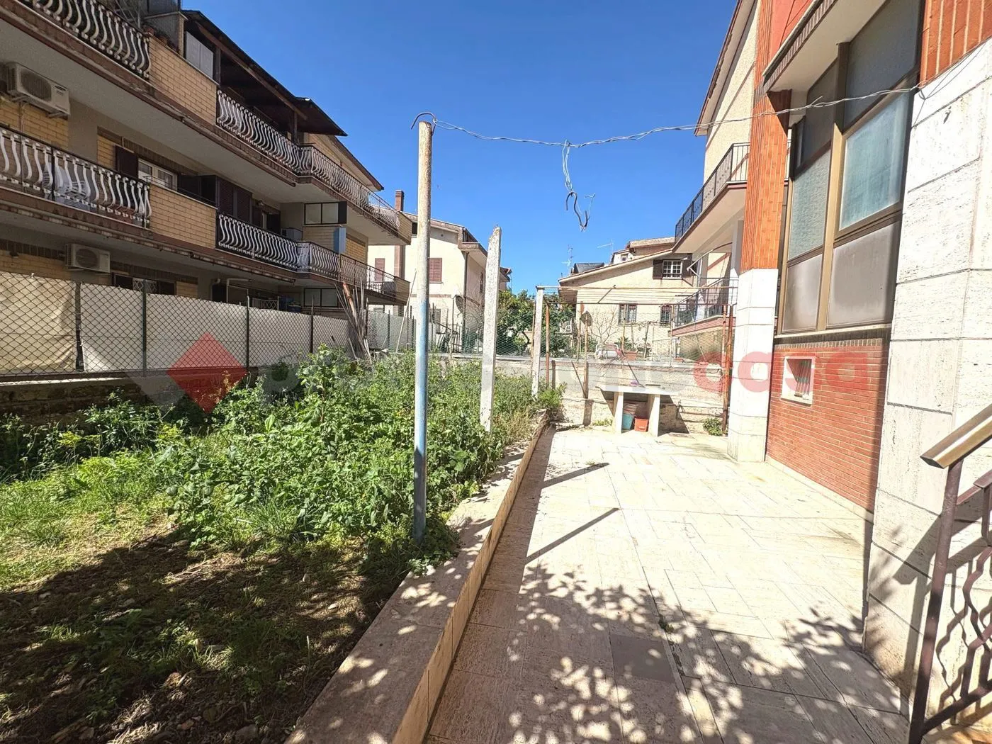 Foto 3 di 38 - Appartamento in vendita a Guidonia Montecelio