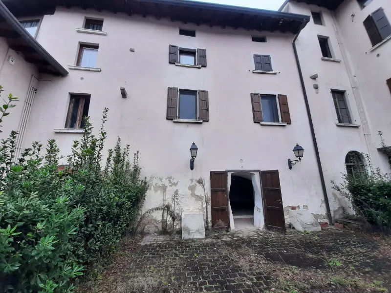 Foto 5 di 20 - Ristorante in affitto a Ro