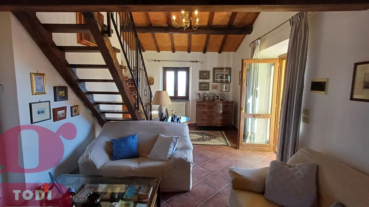 Foto 5 di 39 - Appartamento in vendita a Todi