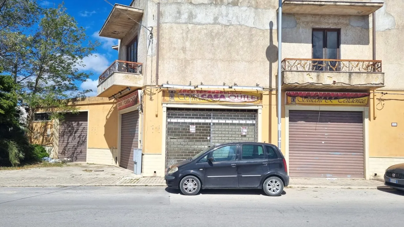 Foto 5 di 9 - Garage in vendita a Mazara del Vallo
