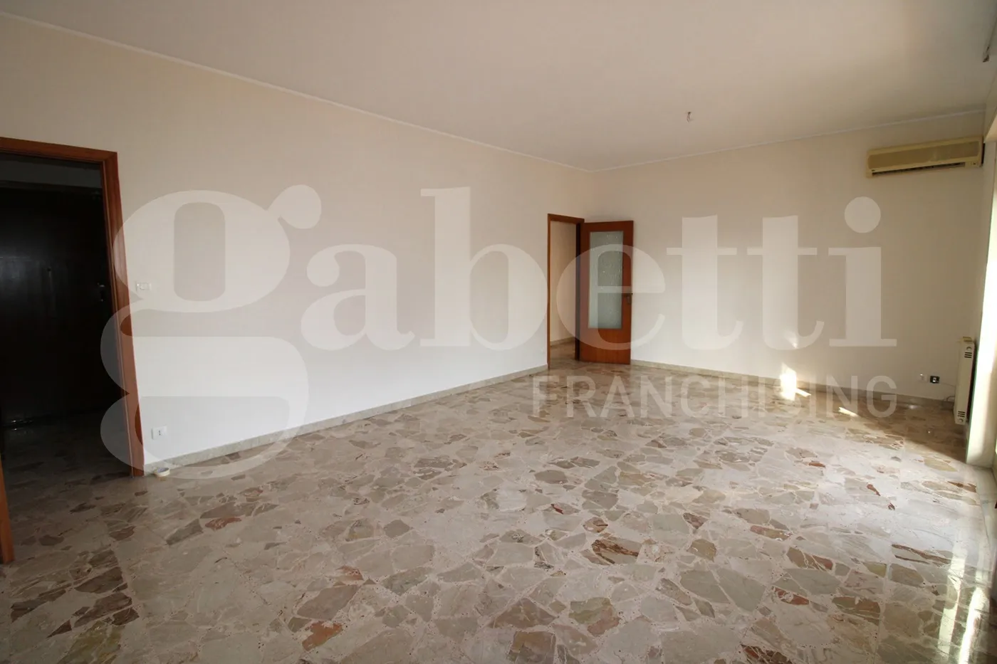 Foto 4 di 24 - Appartamento in vendita a Gravina di Catania