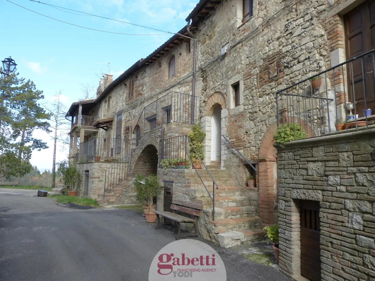 Foto 5 di 20 - Appartamento in vendita a Todi