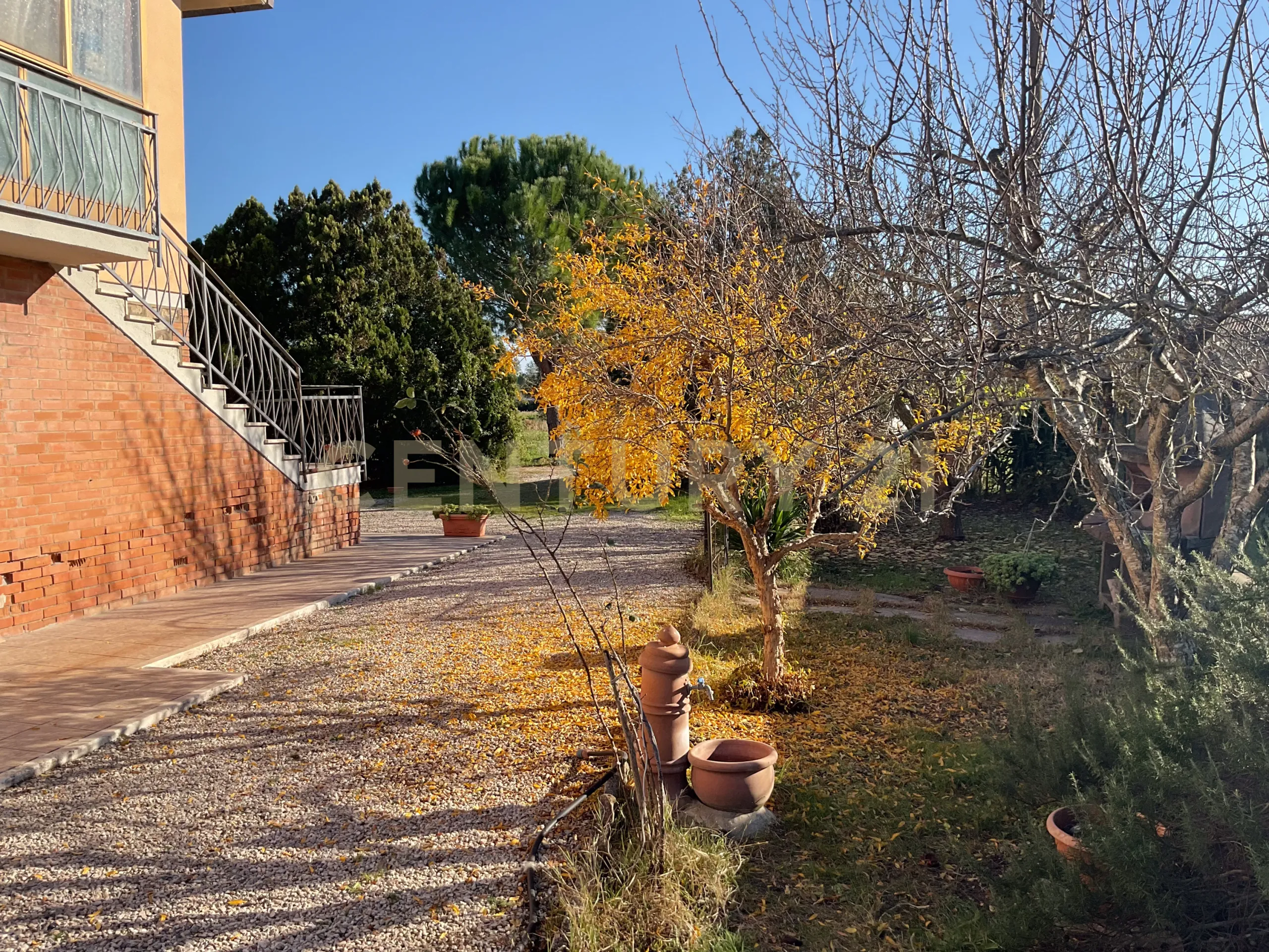 Foto 29 di 34 - Casa indipendente in vendita a Grosseto
