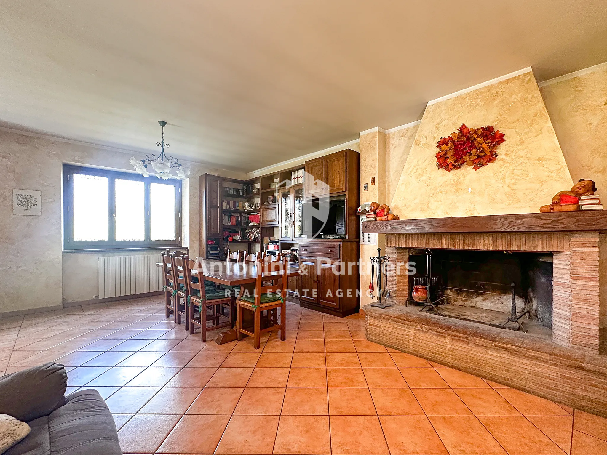 Foto 5 di 25 - Casa indipendente in vendita a Baschi