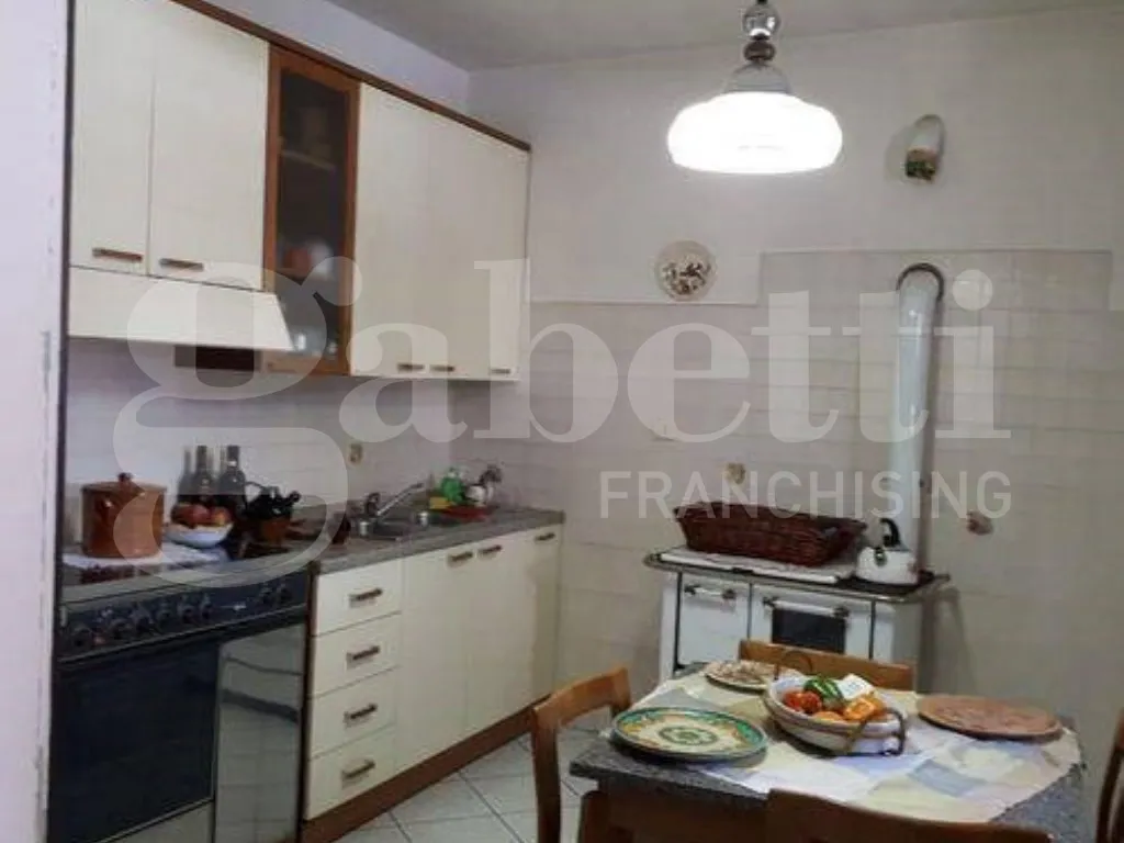 Foto 5 di 19 - Casa indipendente in vendita a Castell'Azzara