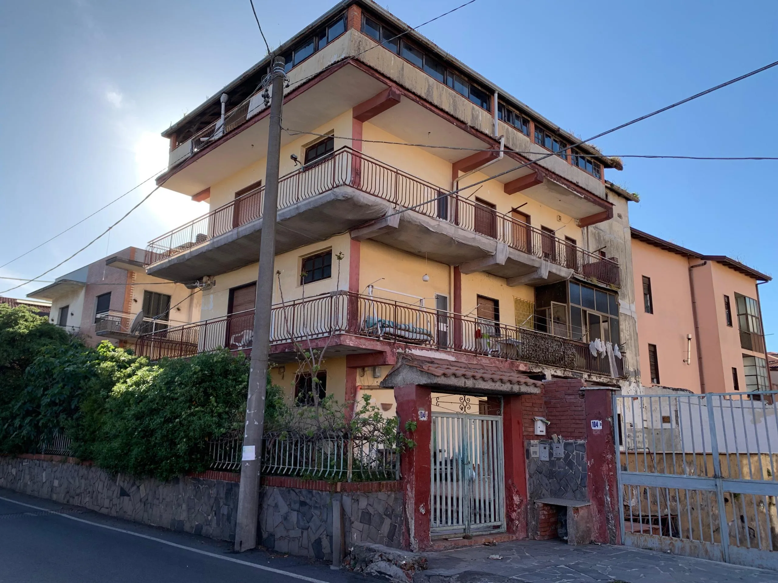 Foto 2 di 13 - Casa indipendente in vendita a Mascalucia