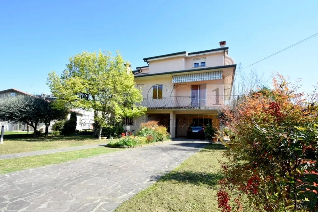 Foto 1 di 34 - Casa indipendente in vendita a Torri di Quartesolo