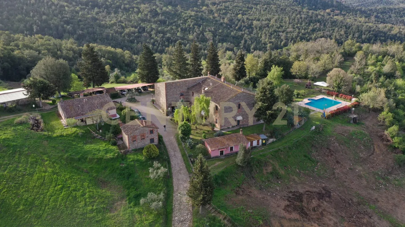Foto 3 di 65 - Casa indipendente in vendita a Civitella Paganico