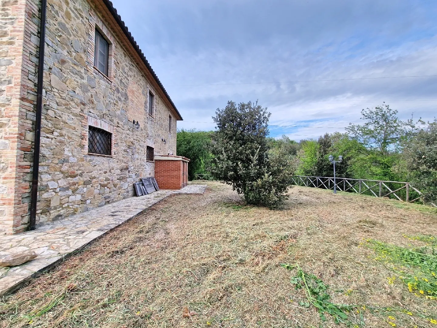 Foto 8 di 27 - Casa indipendente in vendita a Todi