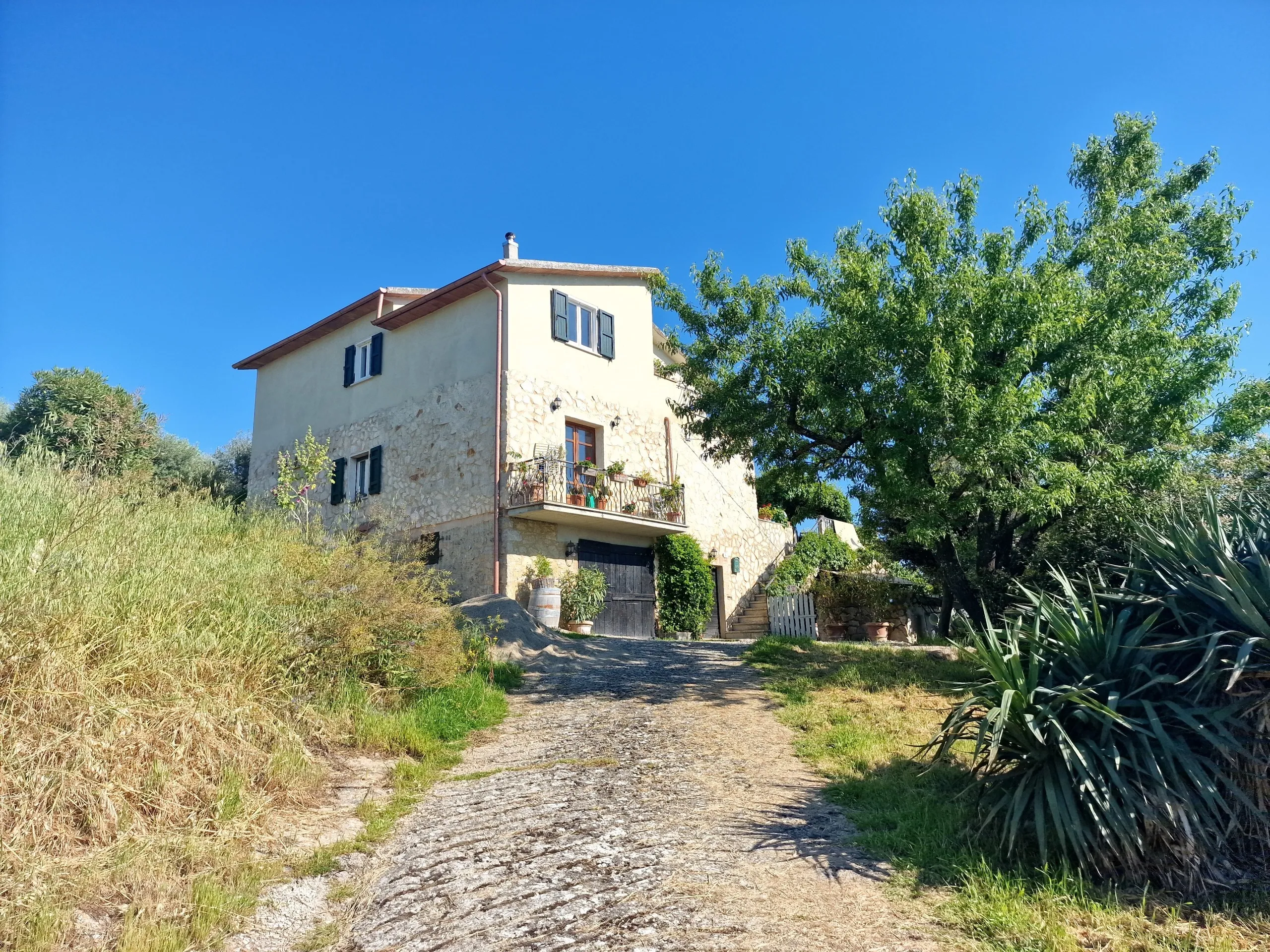 Foto 60 di 60 - Casa indipendente in vendita a Montecchio