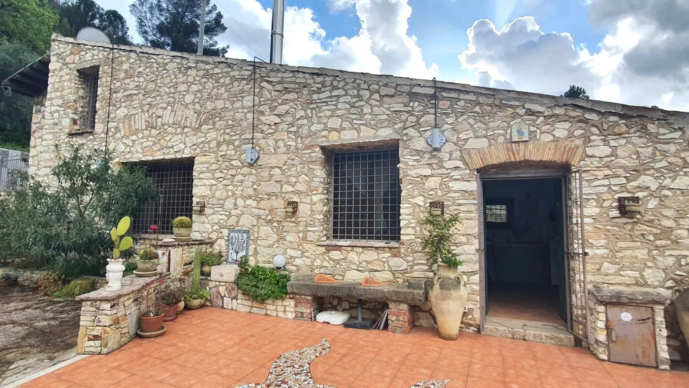 Foto 24 di 32 - Villa in vendita a Castellammare del Golfo