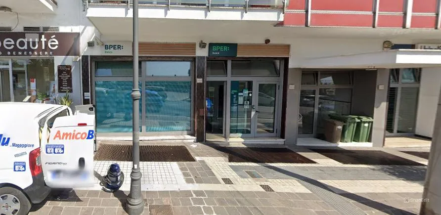 Foto 1 di 2 - Attività commerciale in vendita a Formia