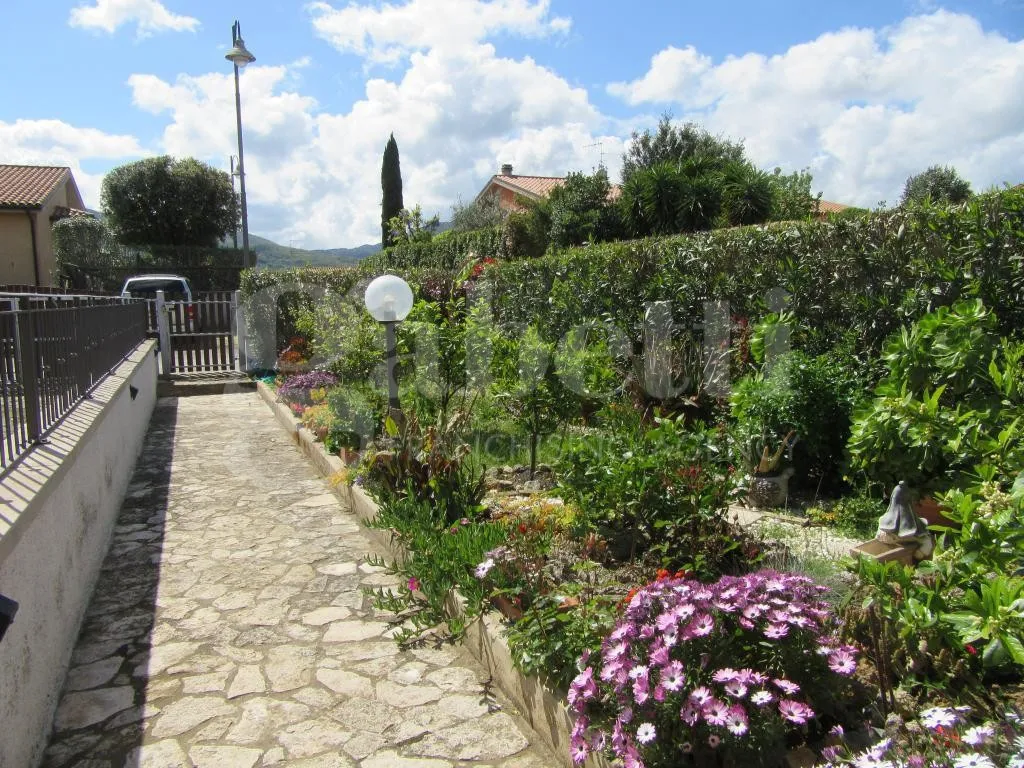 Foto 3 di 50 - Villa a schiera in vendita a Gavorrano