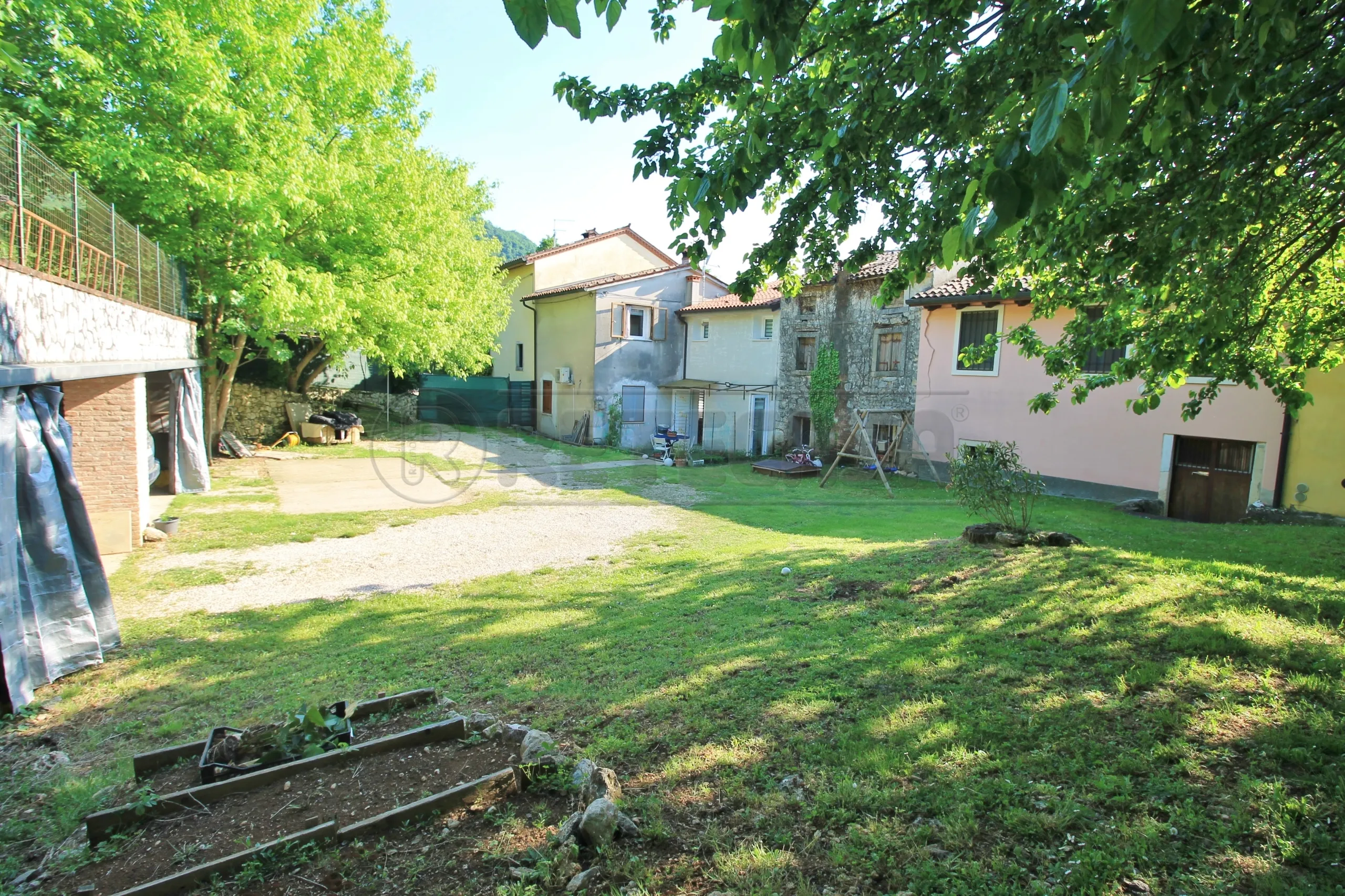 Foto 36 di 48 - Villa a schiera in vendita a Brendola