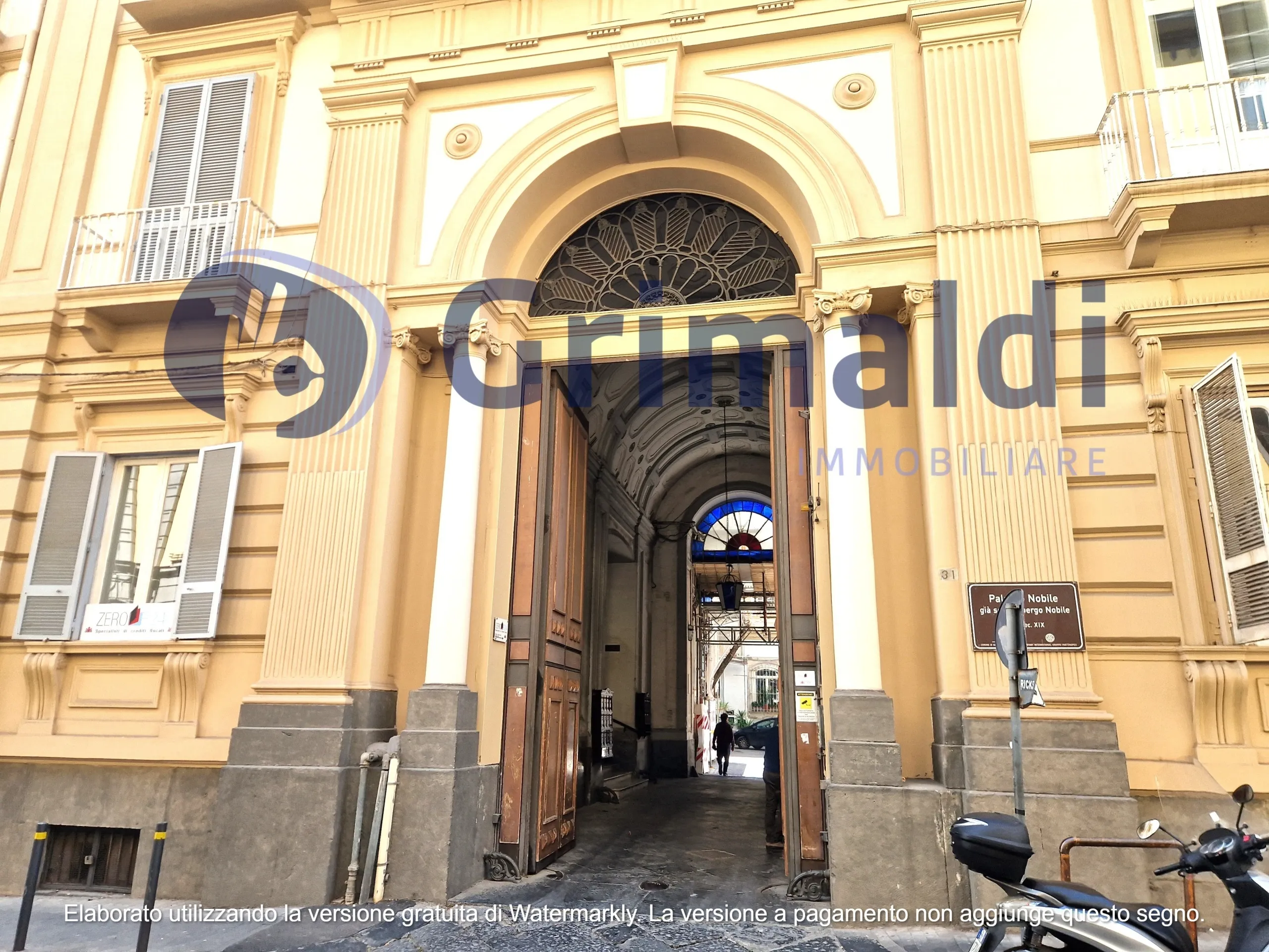 Foto 3 di 19 - Appartamento in vendita a Napoli