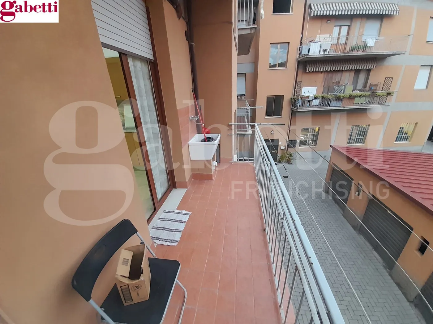 Foto 18 di 22 - Appartamento in vendita a Poggibonsi