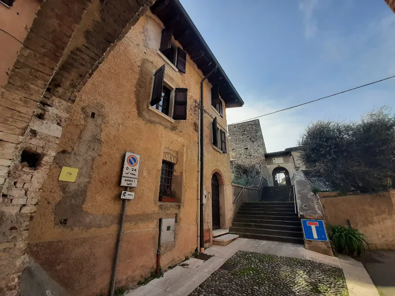 Foto 7 di 20 - Casa indipendente in affitto a San Felice del Benaco