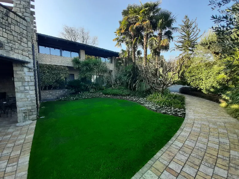 Foto 4 di 20 - Negozio in vendita a Soiano del Lago