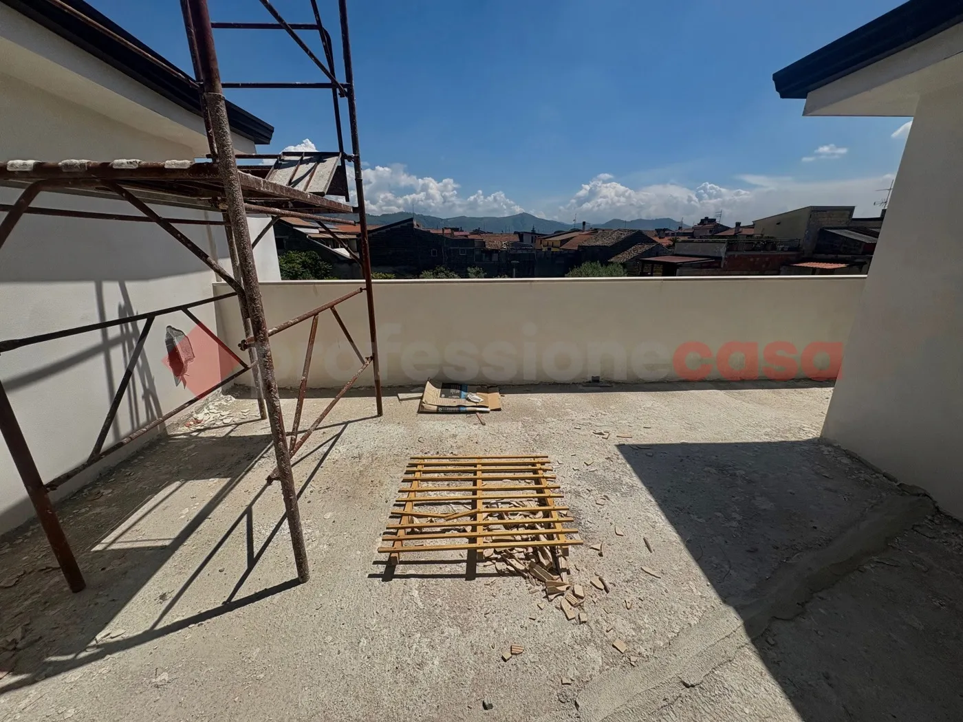 Foto 9 di 17 - Villa a schiera in vendita a Casagiove