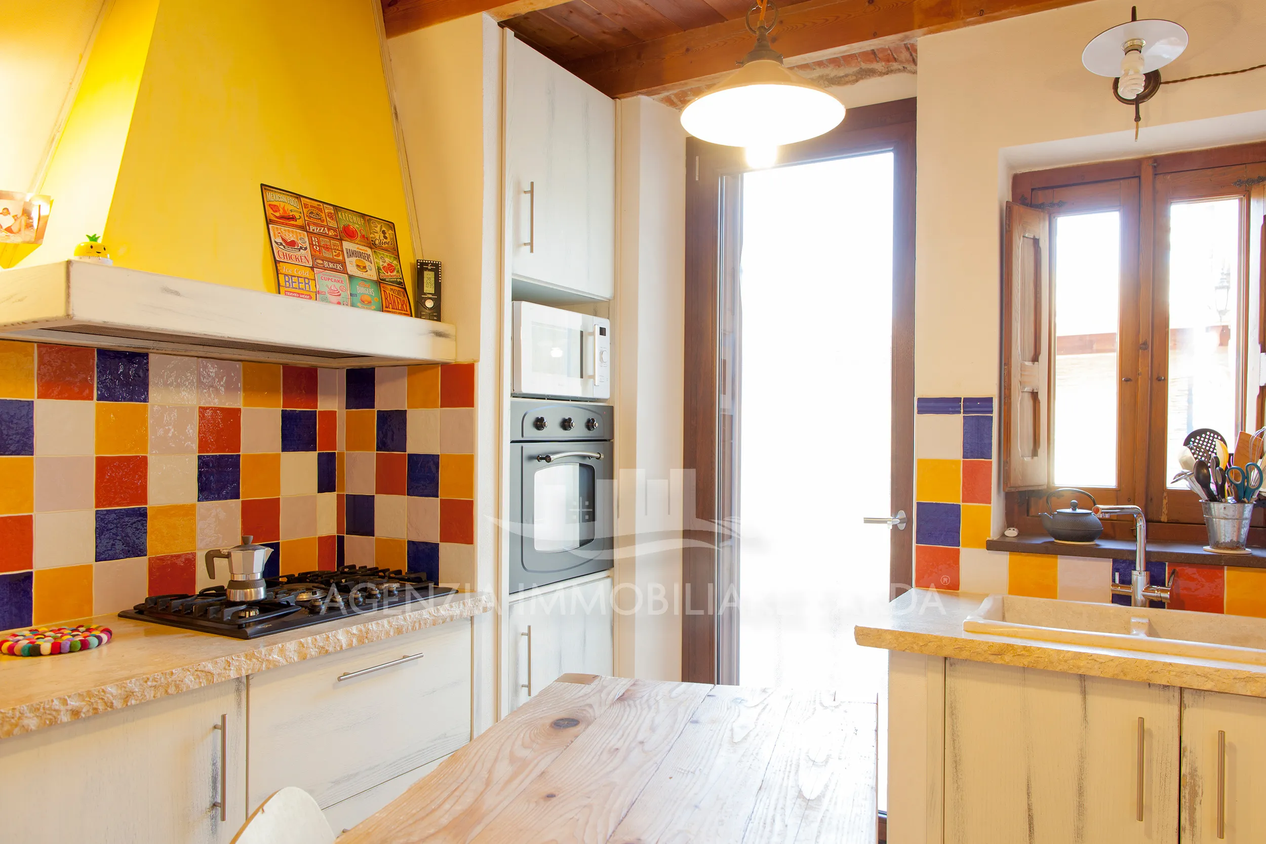 Foto 15 di 28 - Casa indipendente in vendita a Riola Sardo