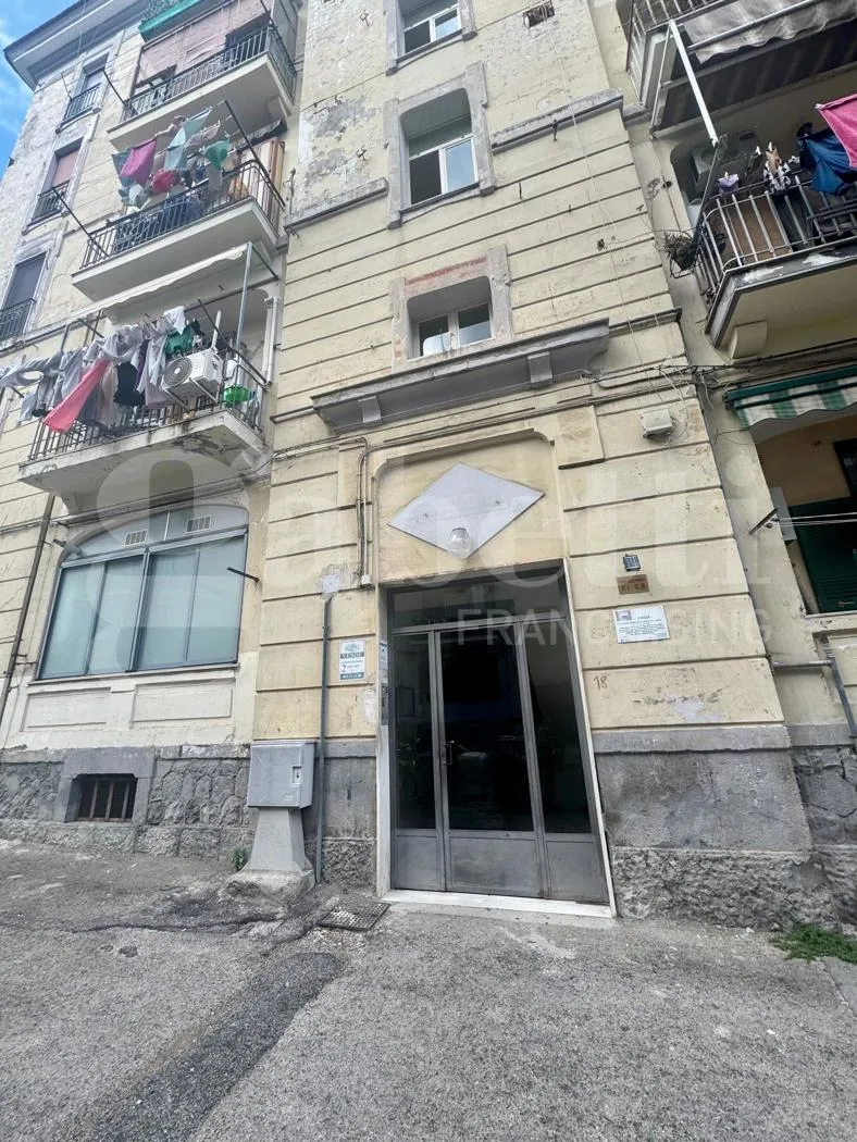 Foto 12 di 13 - Appartamento in vendita a Napoli
