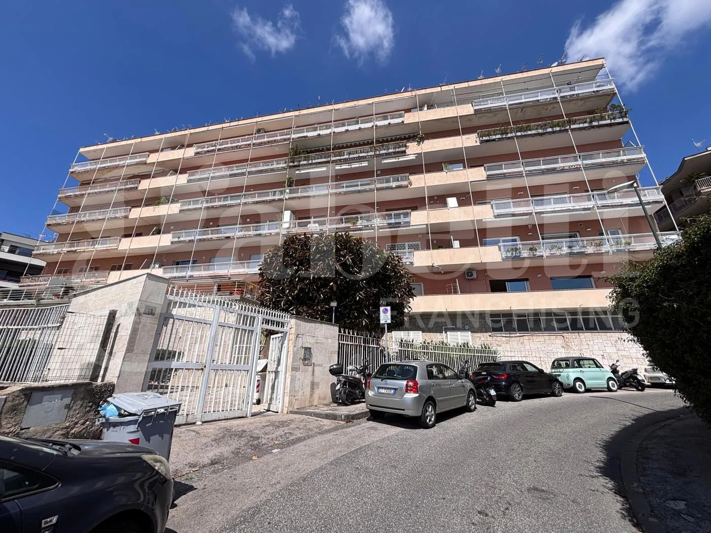 Foto 30 di 32 - Appartamento in vendita a Napoli