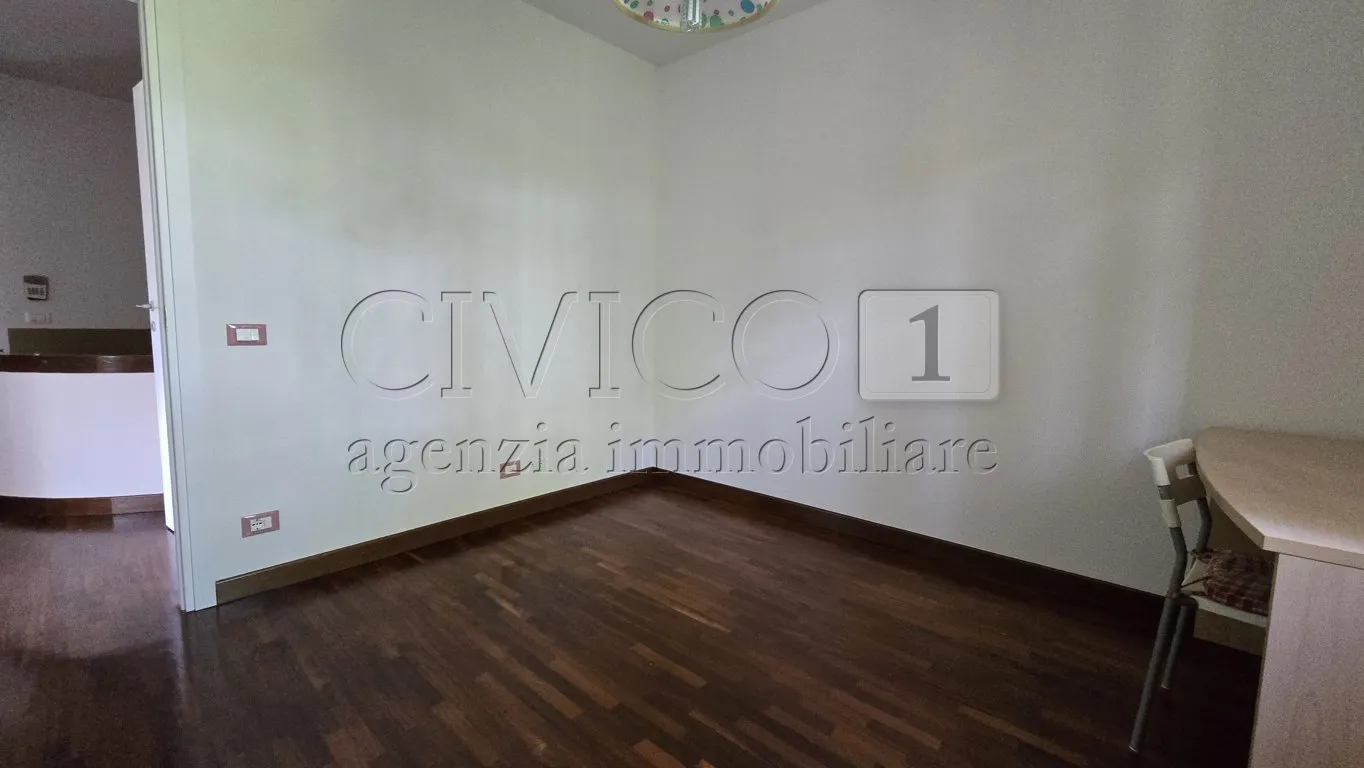 Foto 19 di 33 - Casa indipendente in vendita a Torri di Quartesolo