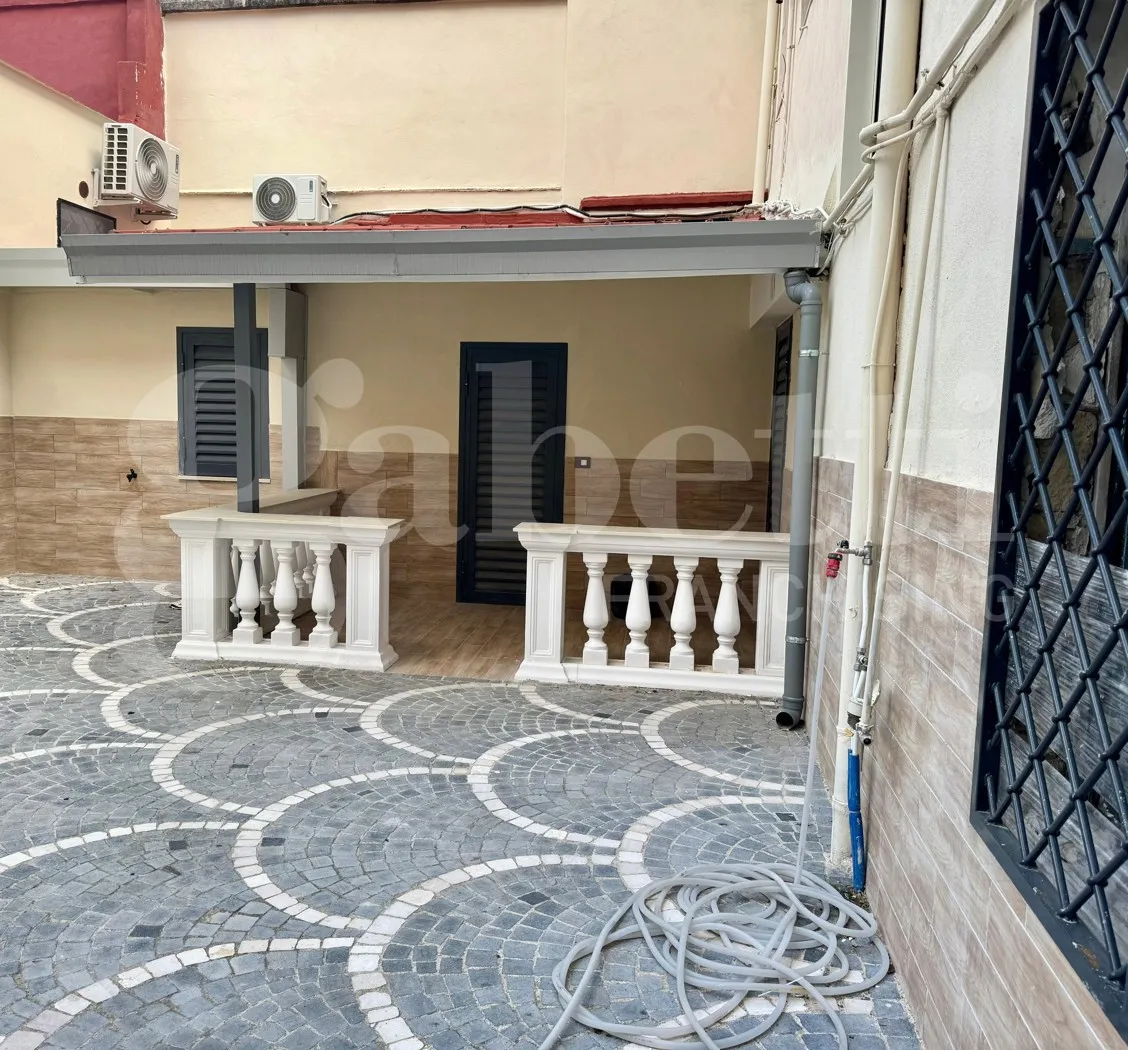 Foto 9 di 13 - Appartamento in affitto a Napoli