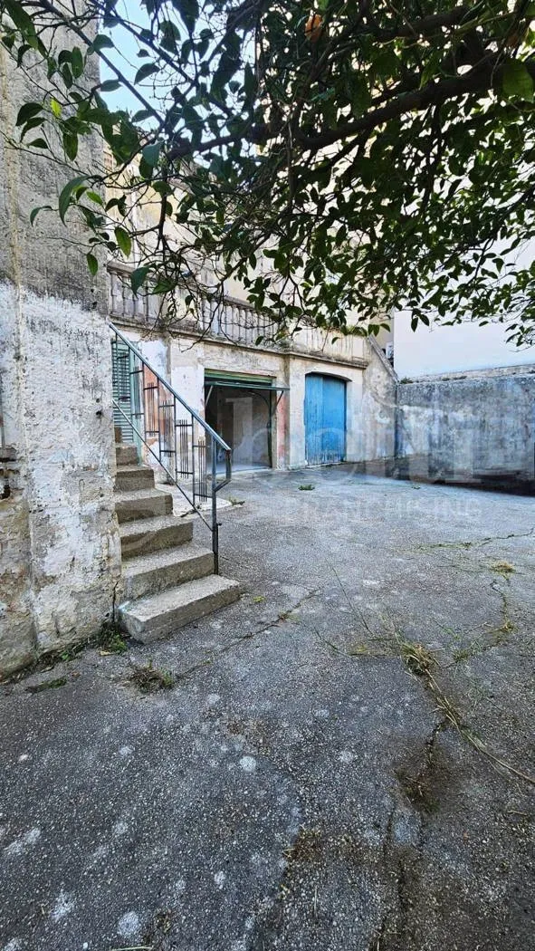 Foto 3 di 23 - Villa in vendita a Erice