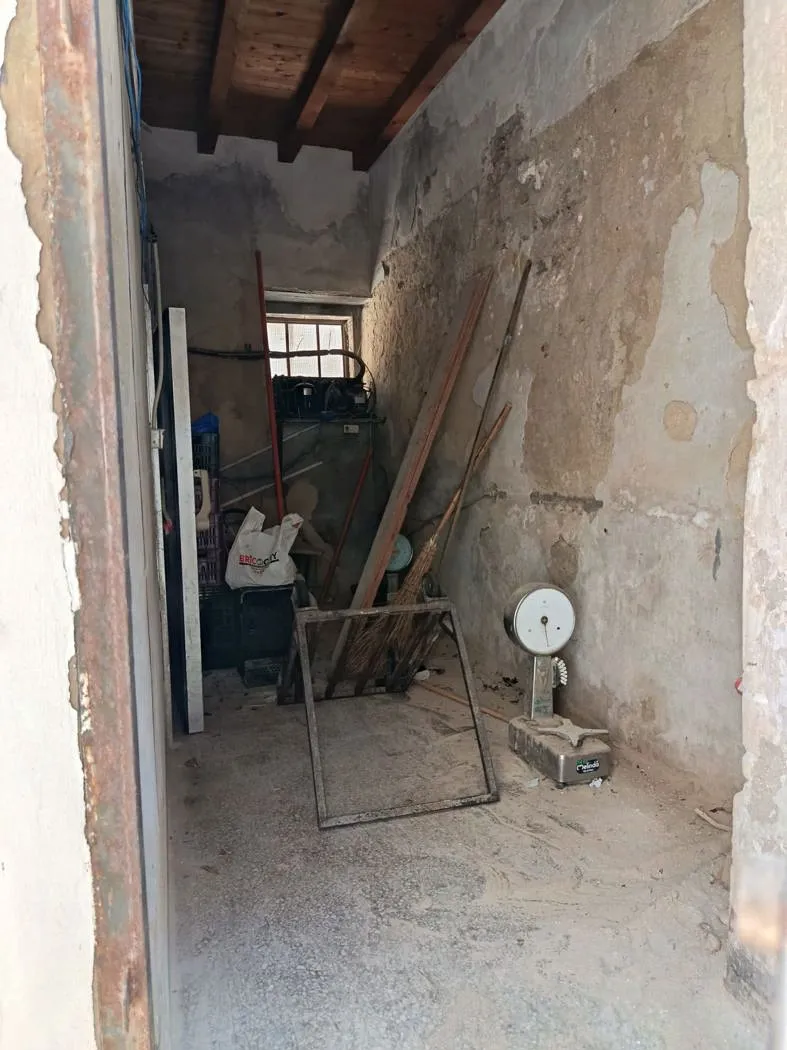 Foto 3 di 24 - Magazzino in vendita a Siracusa