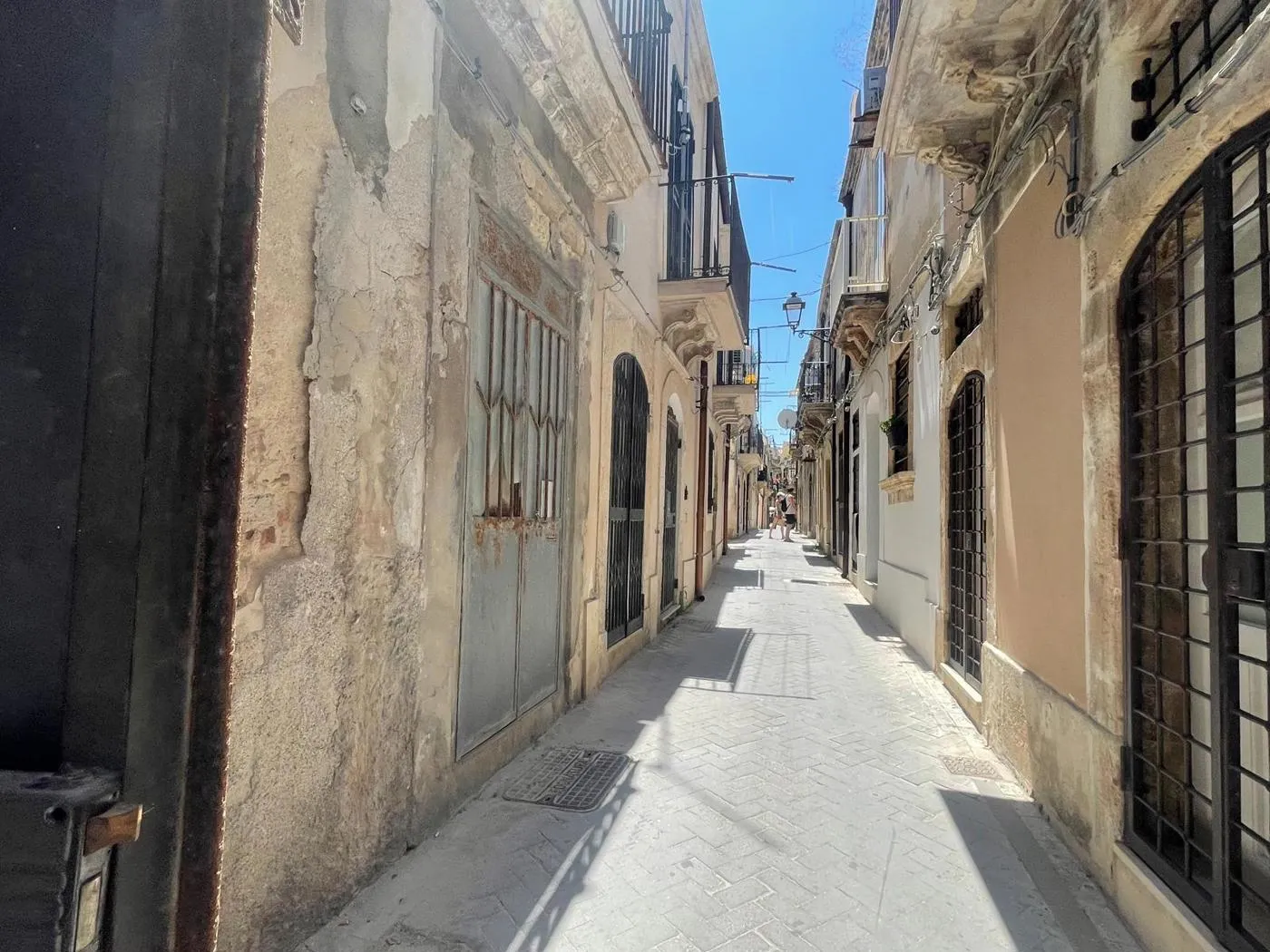 Foto 16 di 24 - Magazzino in vendita a Siracusa