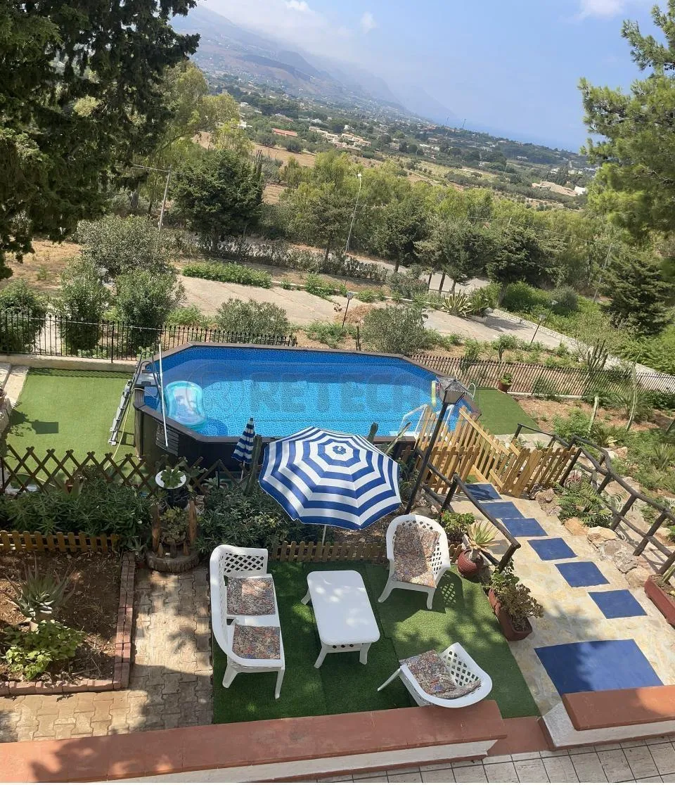 Foto 44 di 107 - Casa indipendente in vendita a Castellammare del Golfo