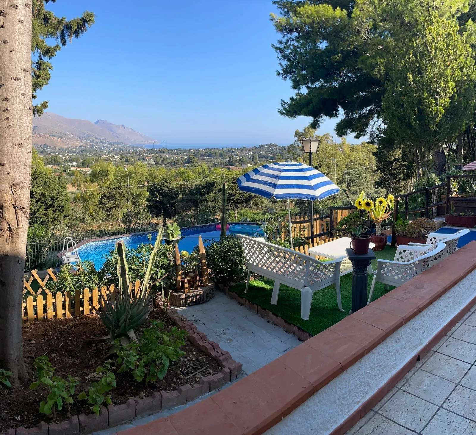 Foto 46 di 107 - Casa indipendente in vendita a Castellammare del Golfo