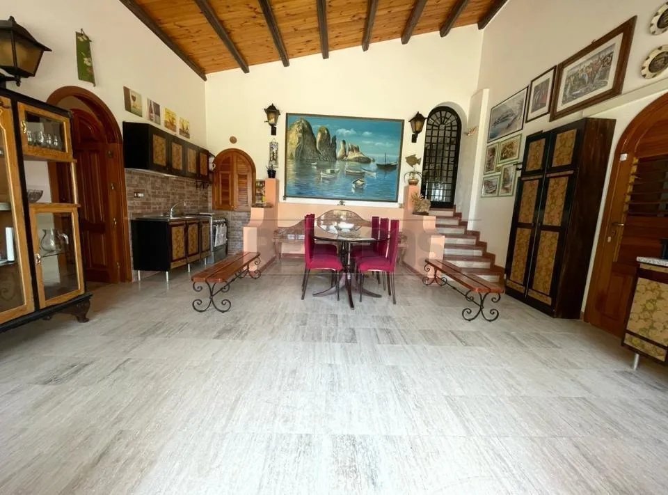 Foto 79 di 107 - Casa indipendente in vendita a Castellammare del Golfo
