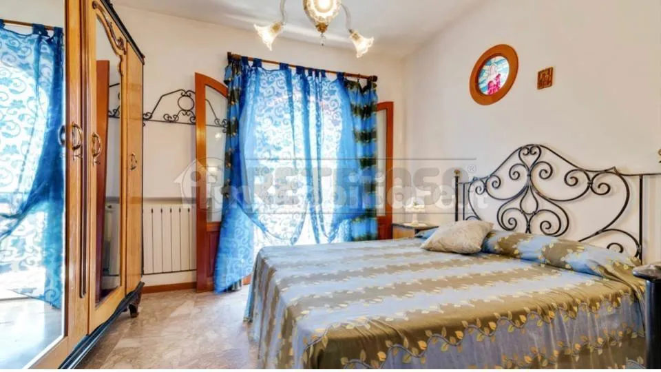 Foto 90 di 107 - Casa indipendente in vendita a Castellammare del Golfo