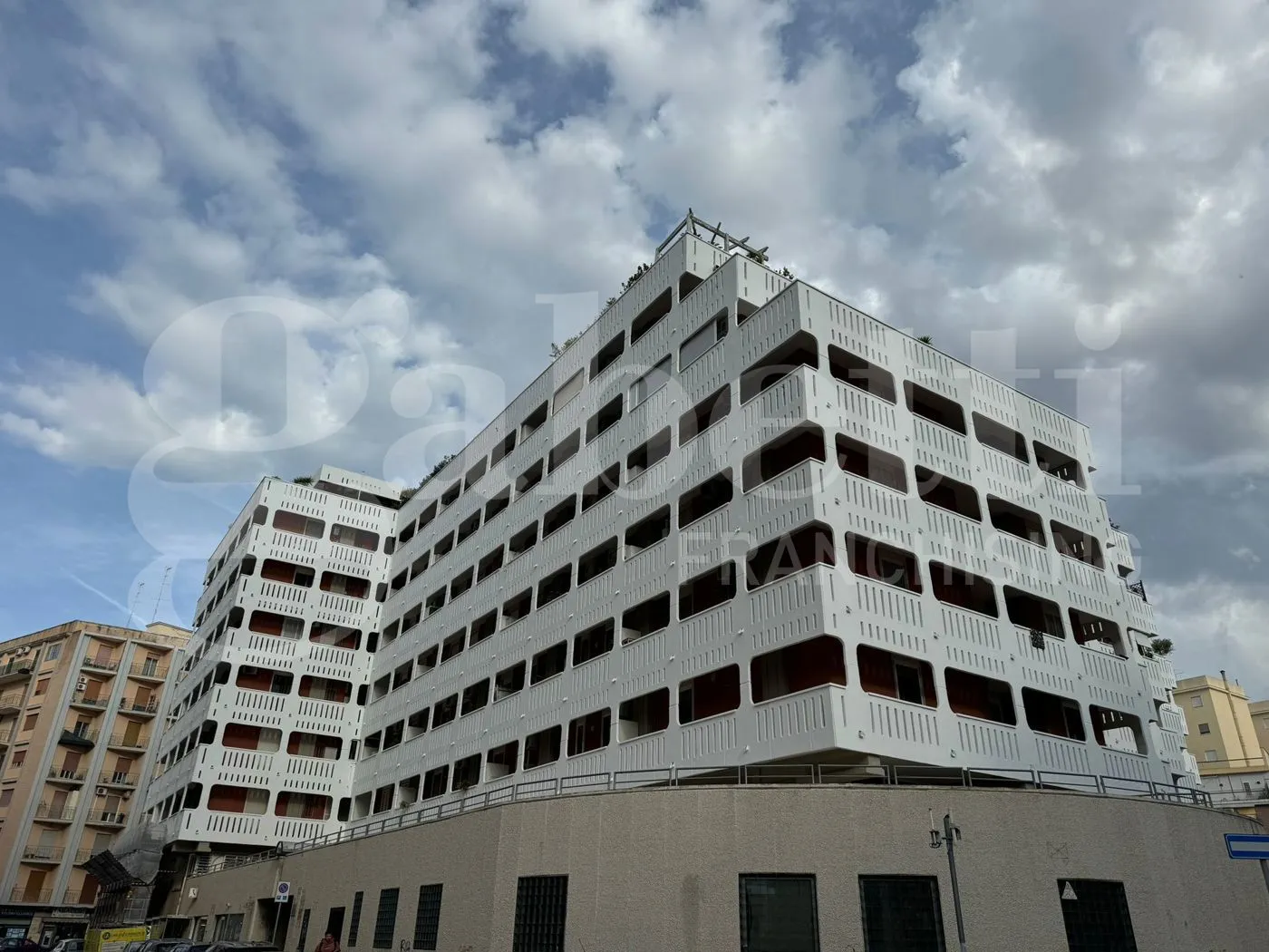 Foto 1 di 15 - Appartamento in affitto a Bari