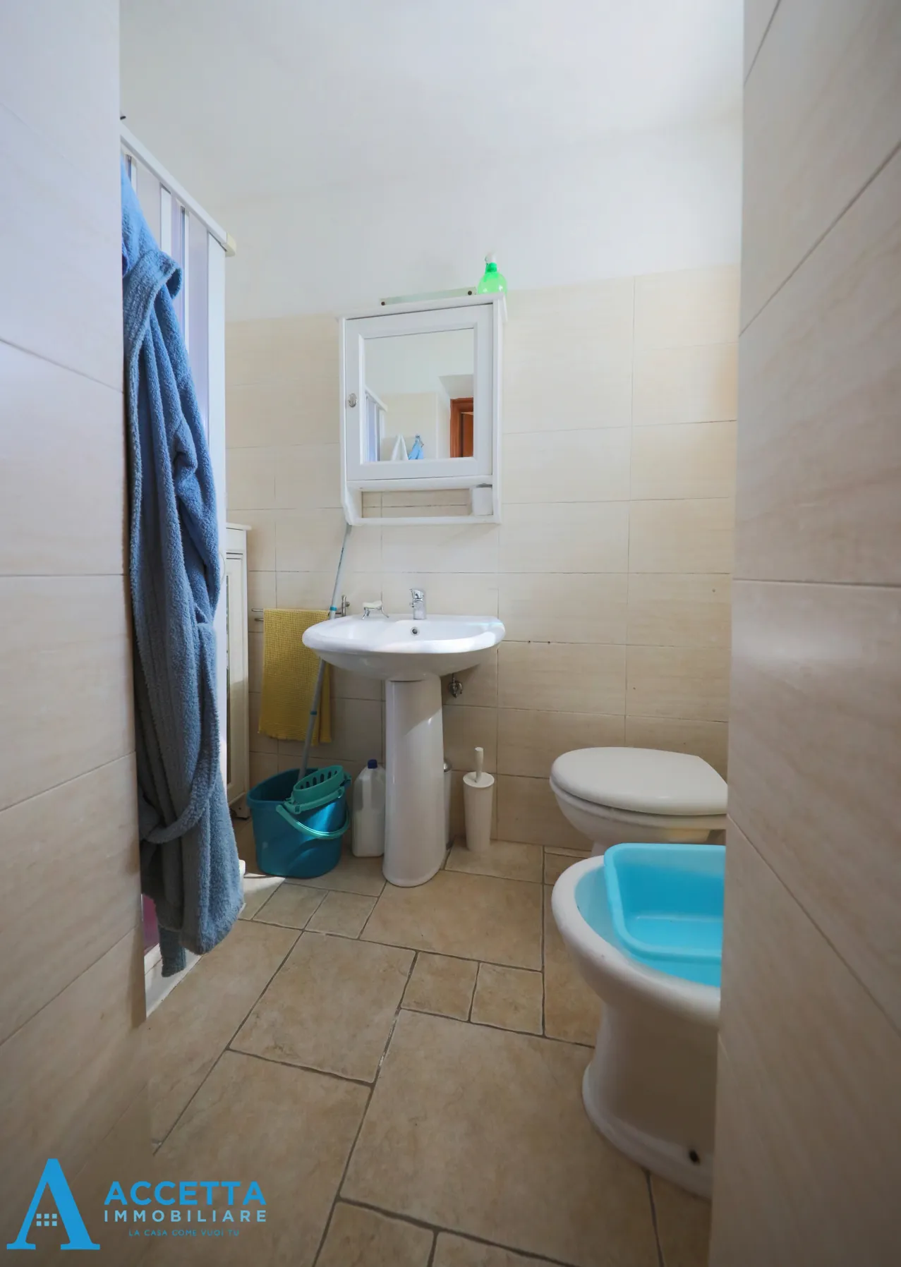 Foto 20 di 26 - Casa indipendente in vendita a Taranto