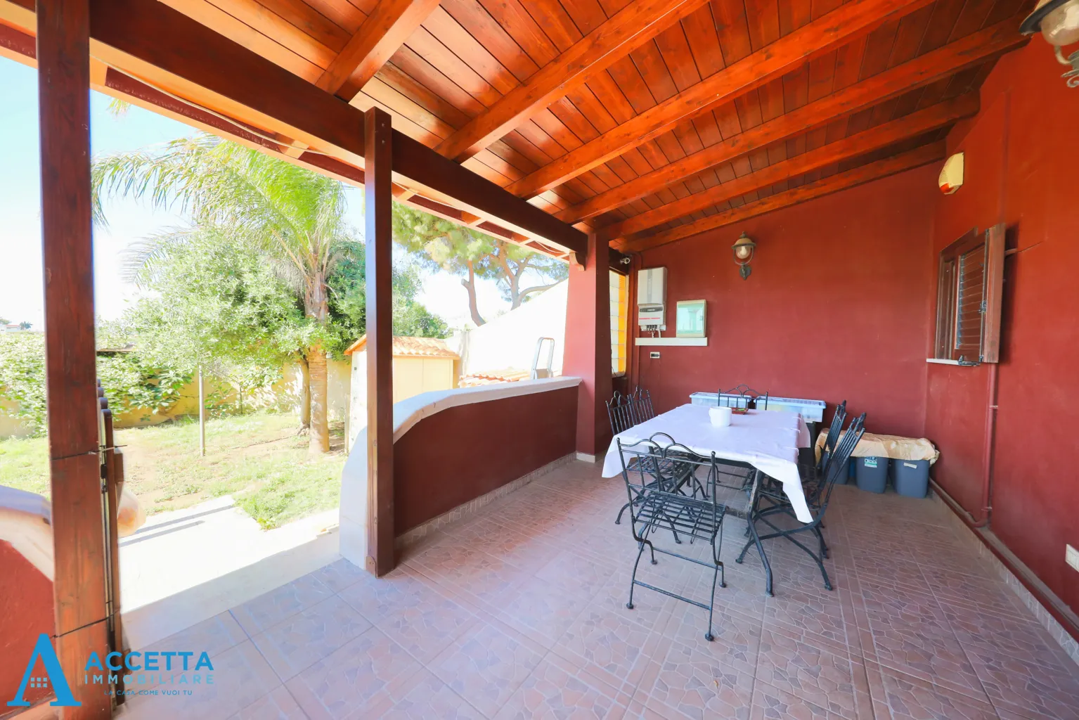Foto 22 di 26 - Casa indipendente in vendita a Taranto