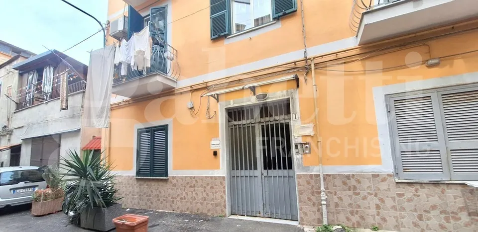 Foto 3 di 14 - Appartamento in vendita a Napoli