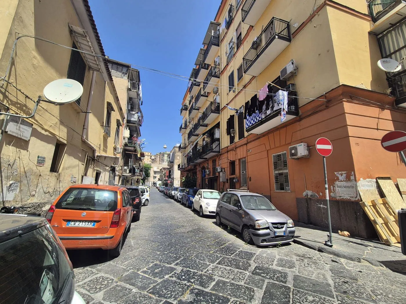 Foto 15 di 17 - Appartamento in vendita a Napoli
