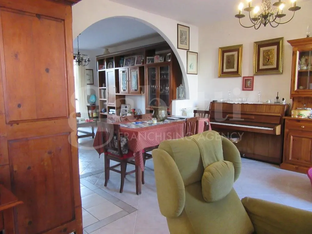 Foto 5 di 40 - Appartamento in vendita a Gavorrano