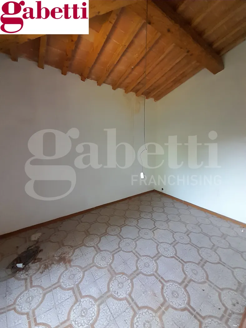 Foto 24 di 39 - Casa indipendente in vendita a Poggibonsi