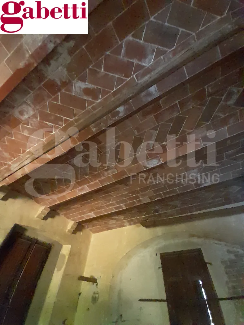 Foto 30 di 39 - Casa indipendente in vendita a Poggibonsi
