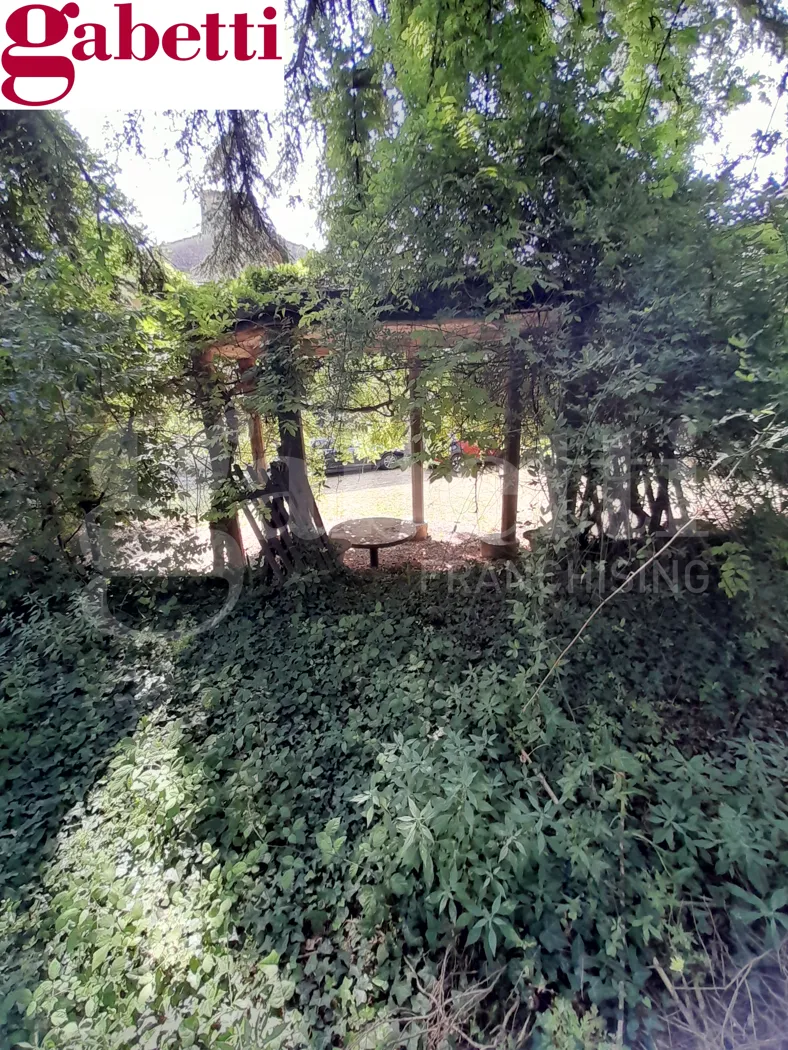 Foto 31 di 39 - Casa indipendente in vendita a Poggibonsi