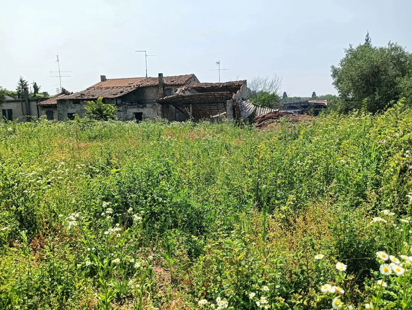 Foto 1 di 20 - Rustico in vendita a Castelnuovo del Garda